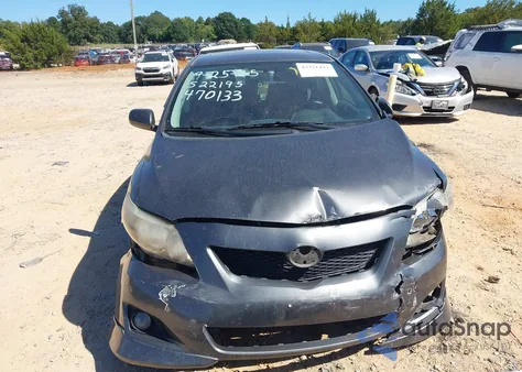 2010 Toyota Corolla S z USA, uszkodzony, nr VIN 2T1BU4EEXAC470133